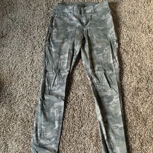 Camo print jeggings